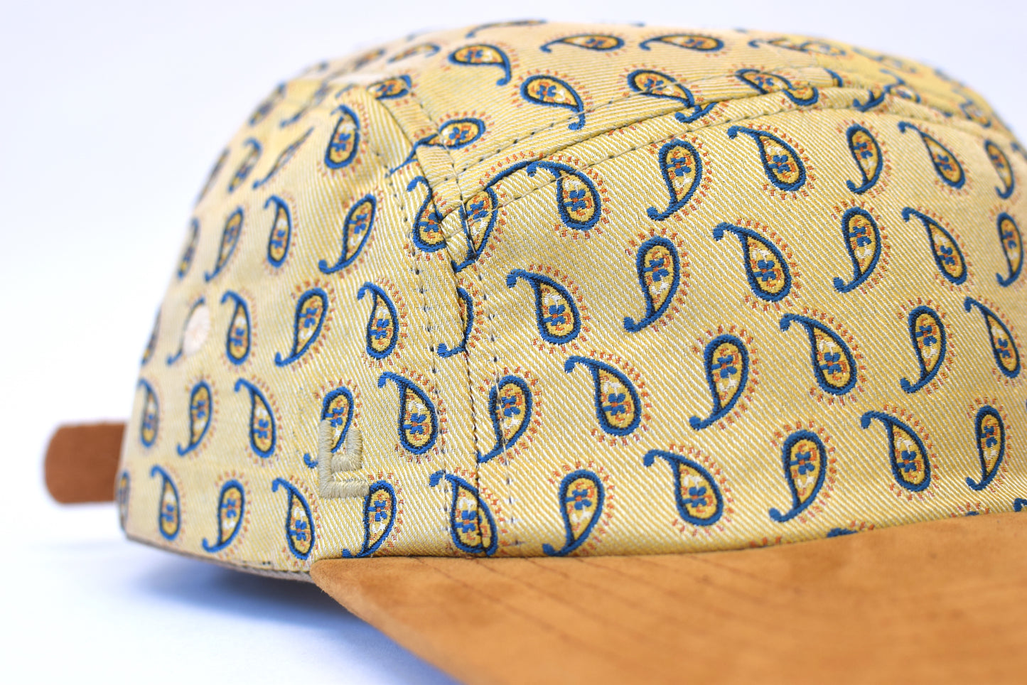 Corbata Mostaza Five Panel Hat