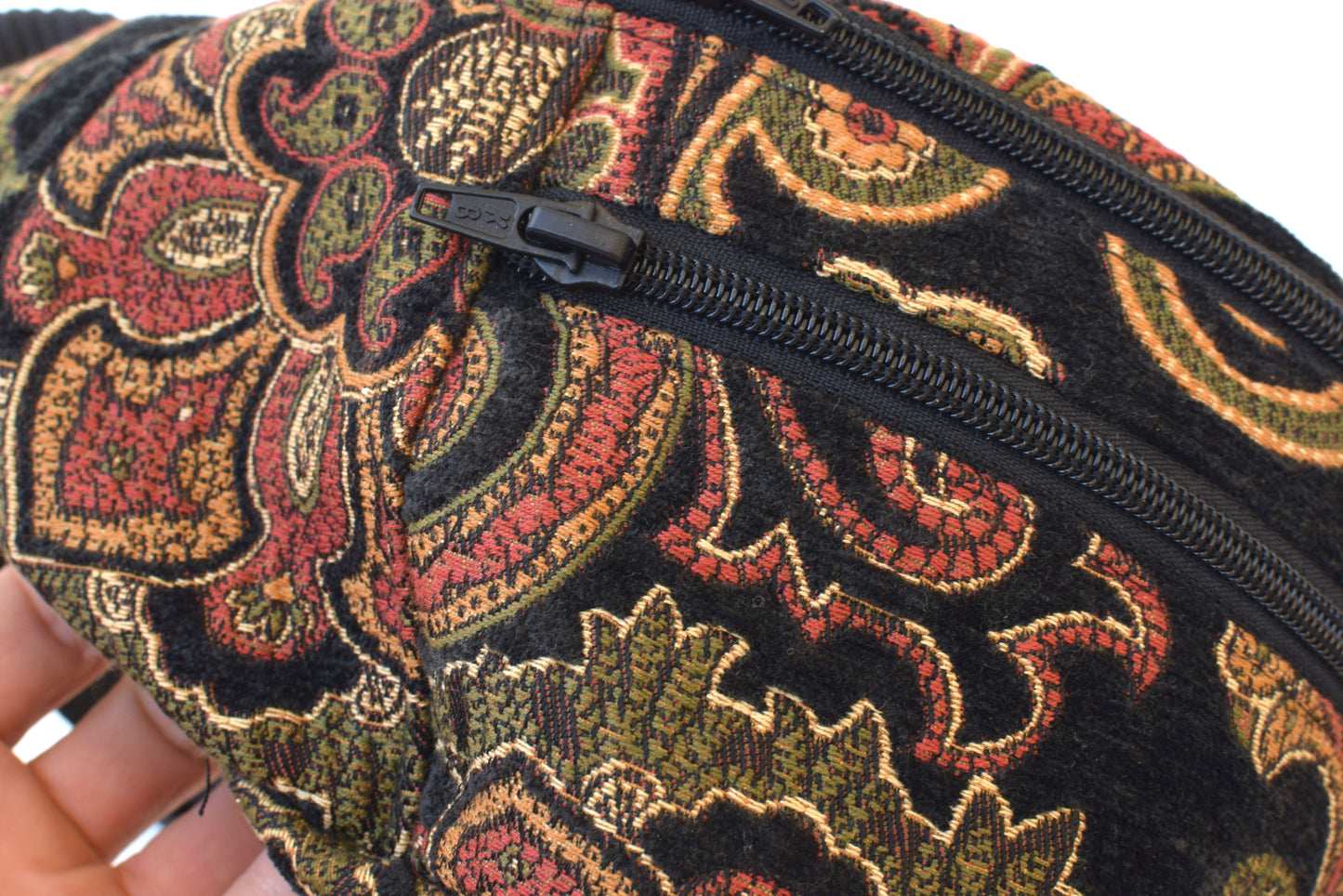 Paisli Noche Fanny Pack