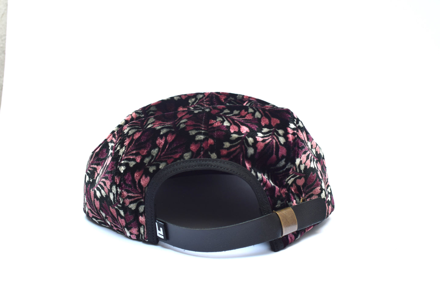 Valentillo Velvet Five Panel Hat (sb)